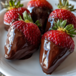 how to make chocolate covered strawberries: the perfect treat for any occasion